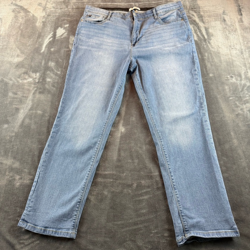 Curve Appeal Women’s Jeans Blue Size 16 Light Wash, High Rise
